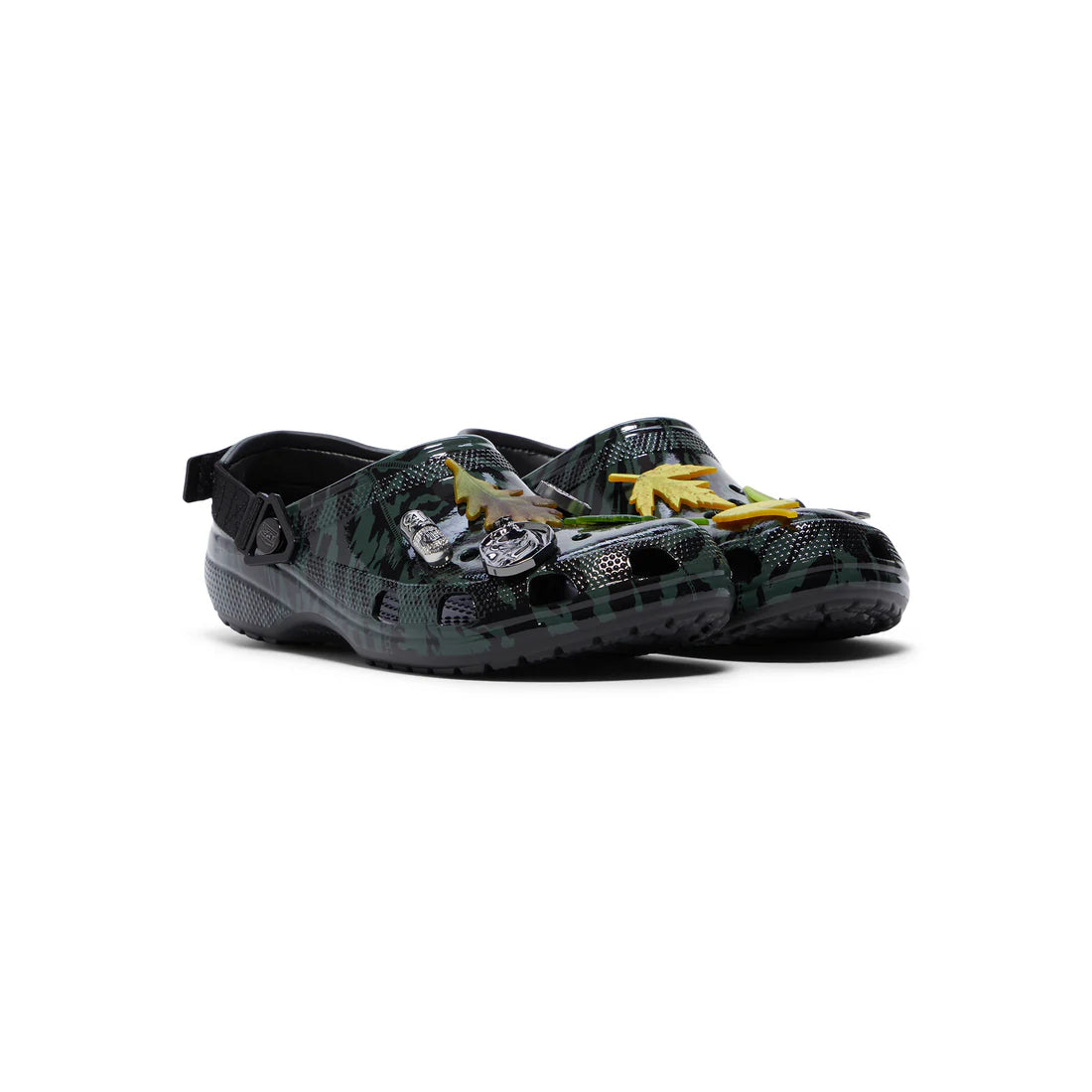 CROCS Aries Arise x Crocs Clsc Clg Blk Color: Black 211060-001