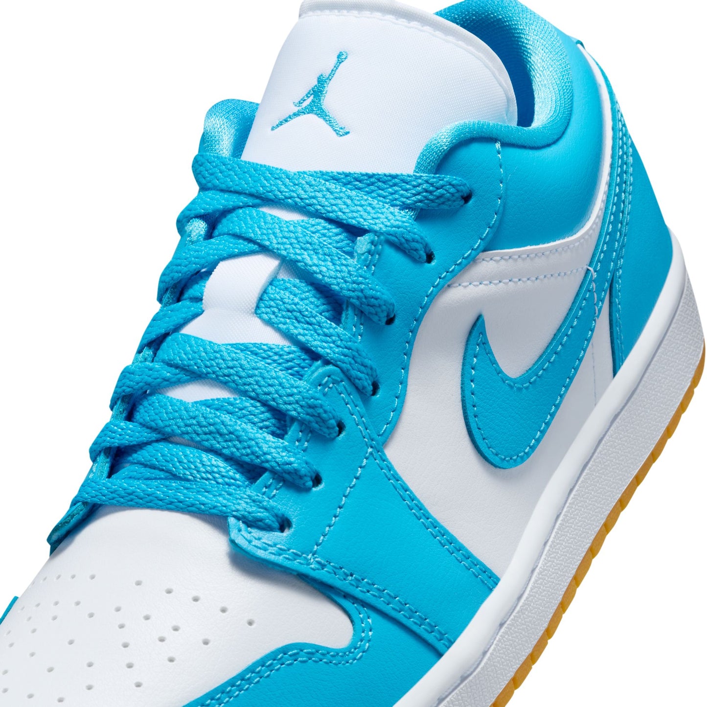 Air Jordan 1 Low Women's Shoes Color: White/dk Powder Blue-gum Light Brown DC0774-104