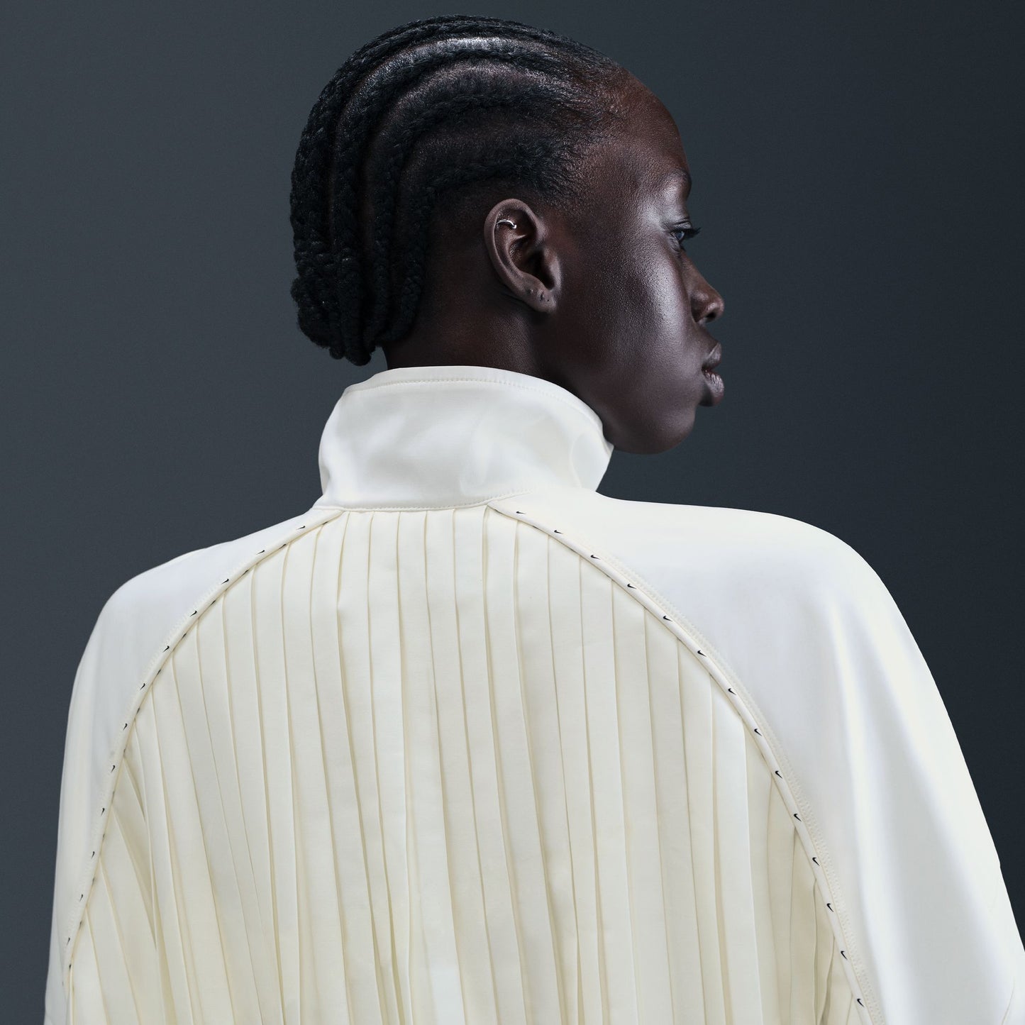 NIKE SPORTSWEAR COLLECTION WOMENS PLEATED JACKET WHITE HJ0516-133