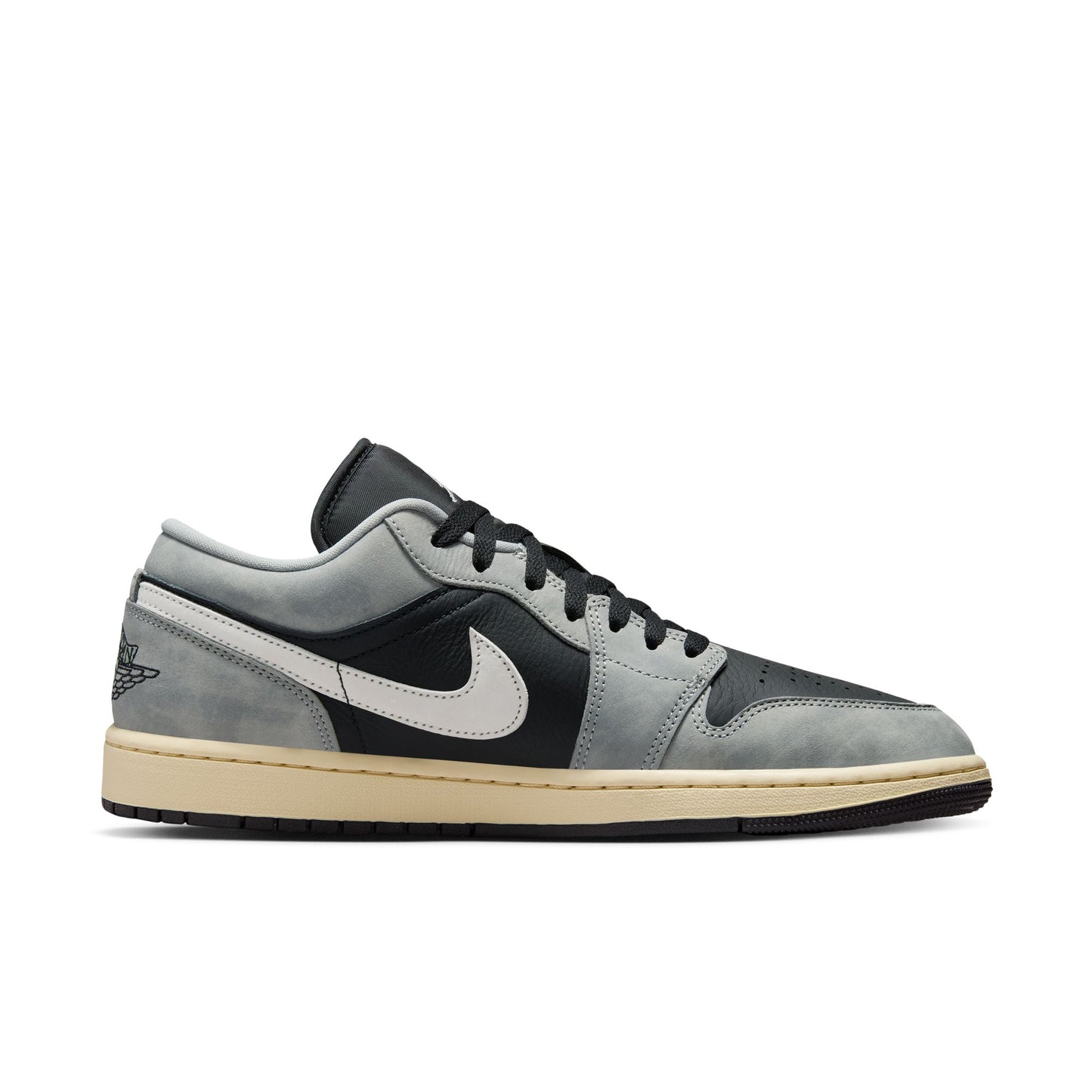 AIR JORDAN 1 LOW SE Lt Smoke Grey/black-sail-muslin HQ2010-012