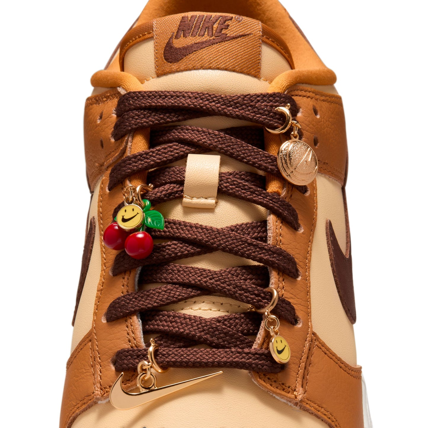 Nike Dunk Low SE Women's Shoes Desert Ochre/fauna Brown-pale Vanilla HQ7487-700