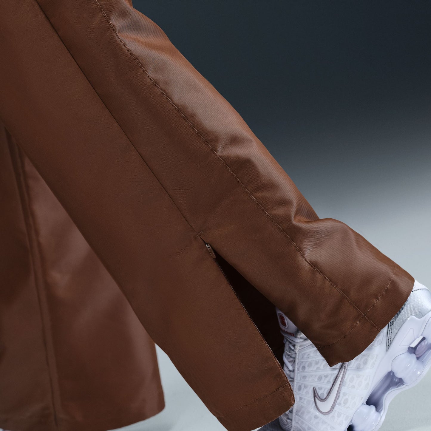 NIKE SPORTSWEAR WINDRUNNER SHINE PANTS HV2475-265