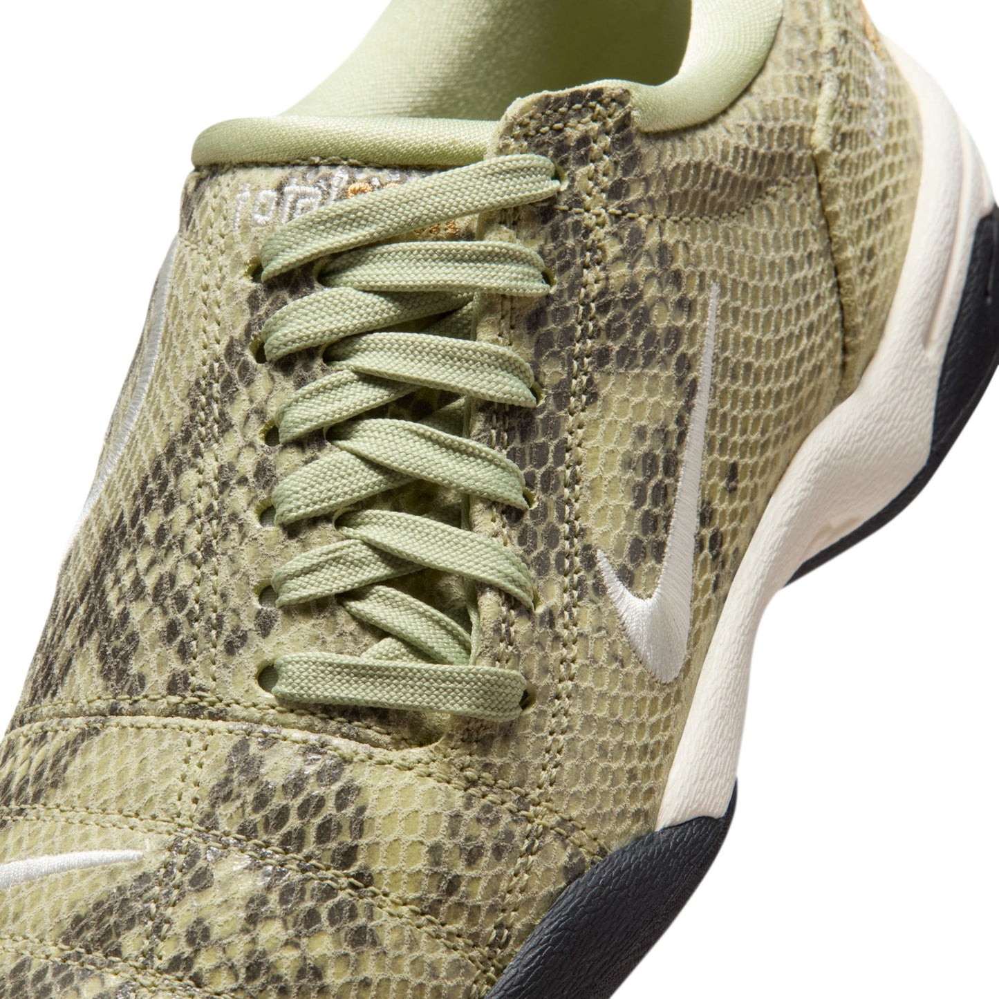 Nike Total 90 SE Women's Shoes Olive Aura/pale Ivory-pale Ivory-black IB4204-301