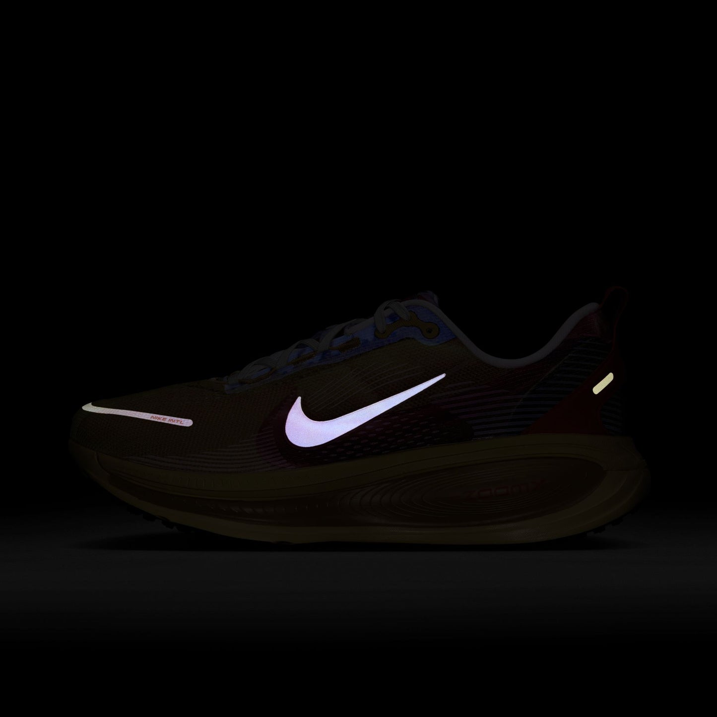 Nike Vomero 18 SE Men's Road Running Shoes Color: Multi-color/clear-vivid Sulfur IH3576-999