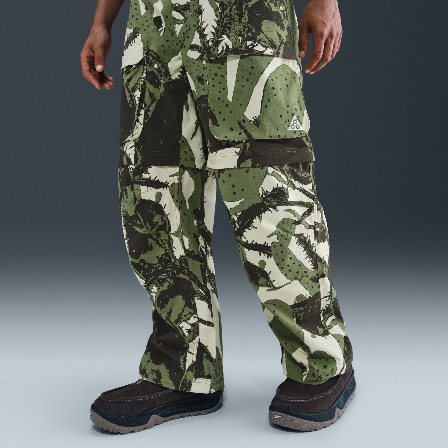 NIKE ACG SMITH SUMMIT CARGOS ZIP PANTS IH3577-229