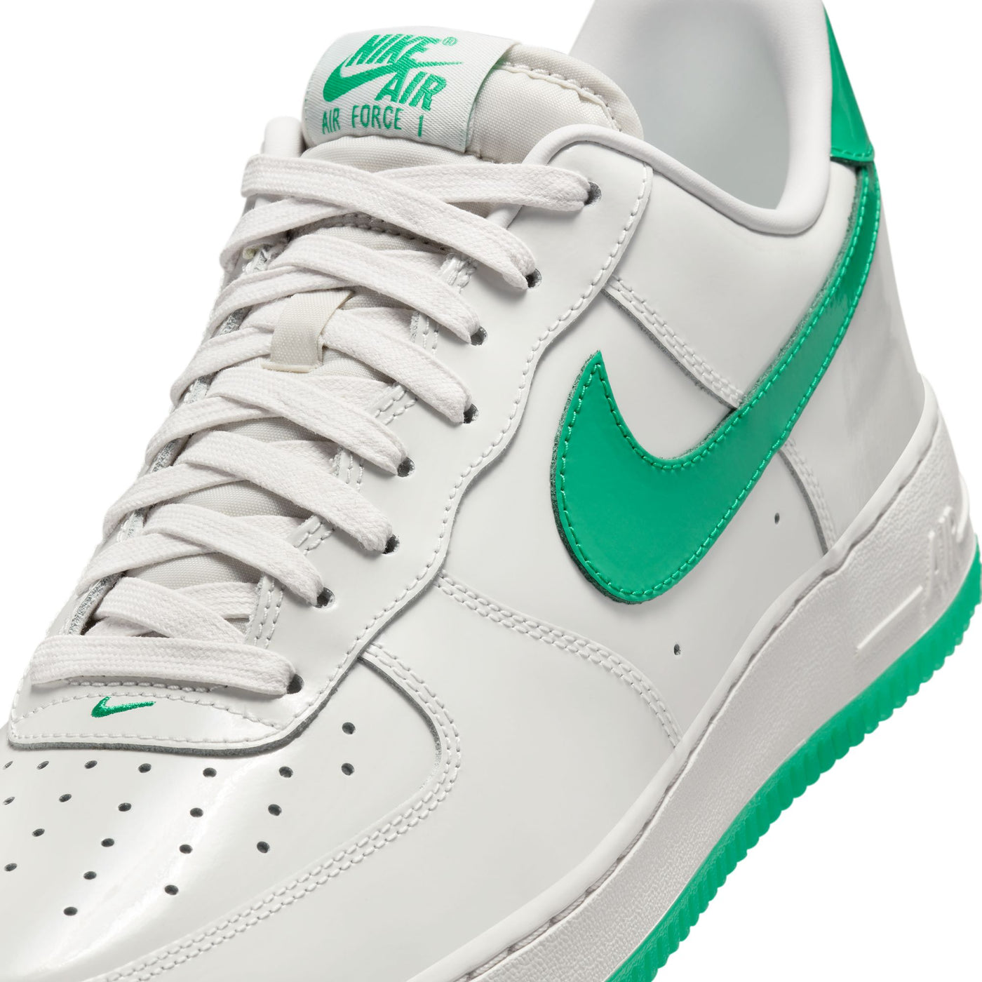 Nike Air Force 1 ‘07 premium platinum tint/stadium green HF4864-094