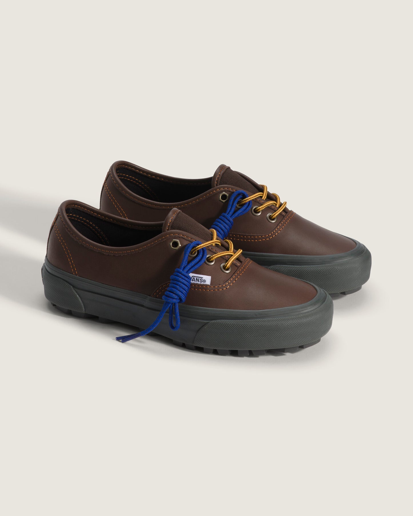 VANS LX AUTHENTIC 44 FIEL BROWN VN000E8EDMV