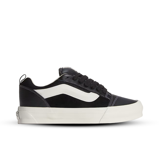 VANS Knu Skool Shoe Lifestyle, Retro Chunky, Suede VN000EB5BLA