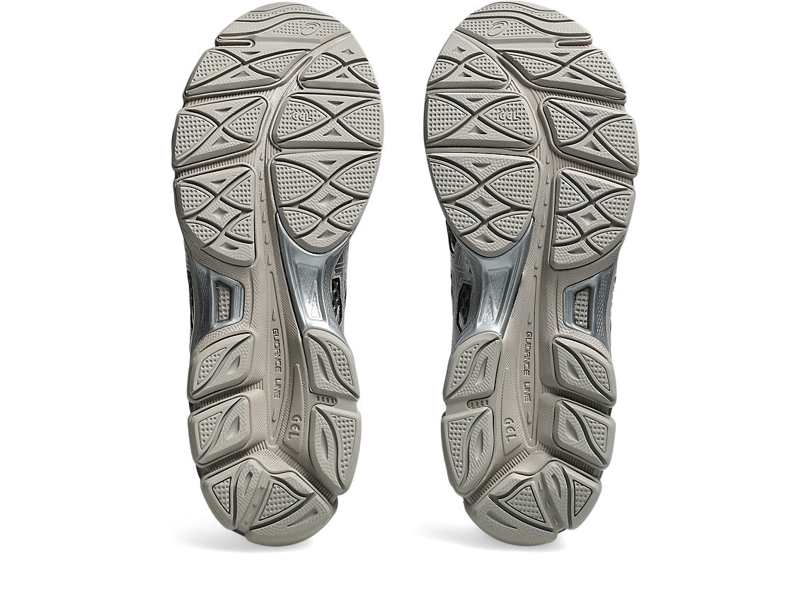 ASICS GEL-CUMULUS 16 Cocoa Powder/Pure Silver Style: 1203A733-201
