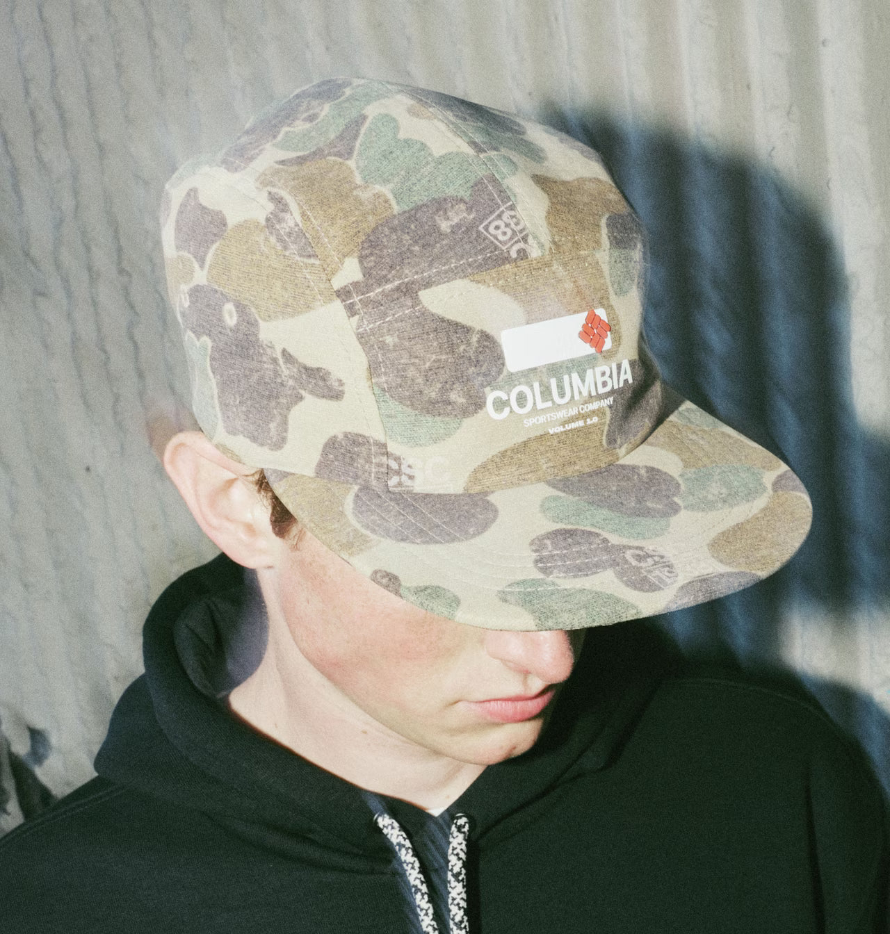 COLUMBIA V1 5 PANEL HAT BRITISH TAN DUCK CAMO 2176211265