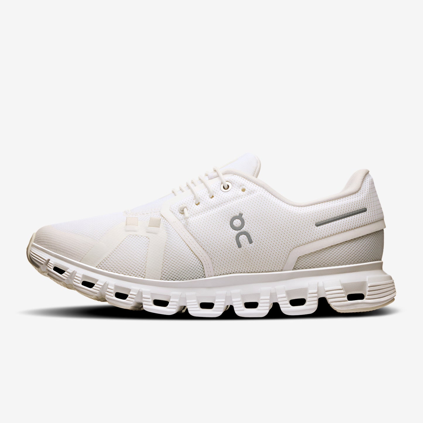 On Cloud 6 Women's Shoes Color: White/White Style: 3WF10061200