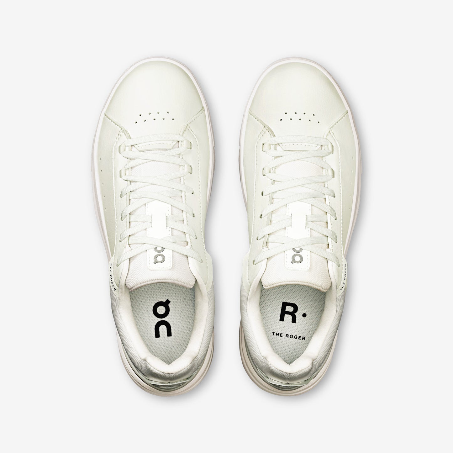 On The Roger Advantage 2 Women's Shoes Color: White/White Style: 3WF30391200