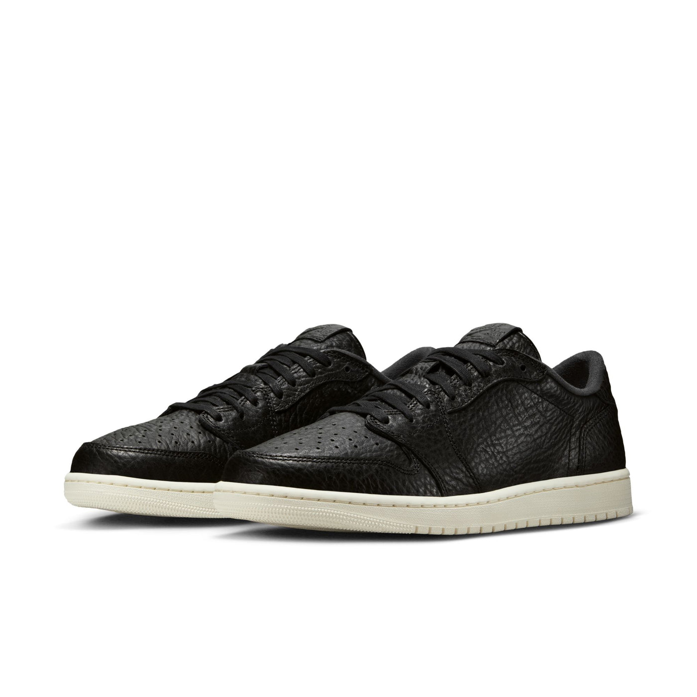AIR JORDAN 1 RETRO LOW Black/black-sail 848775-005
