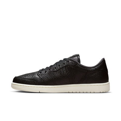 AIR JORDAN 1 RETRO LOW Black/black-sail 848775-005