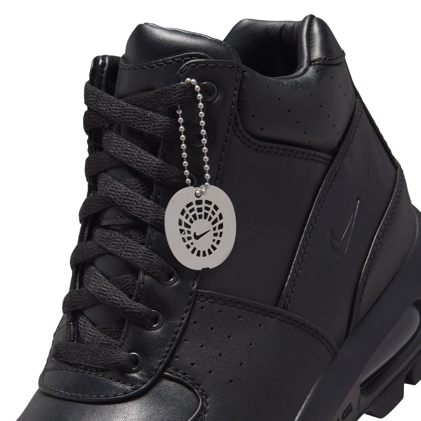 Nike Air Max Goadome Men's Boots Color: Black/Black-Black Style: 865031-009