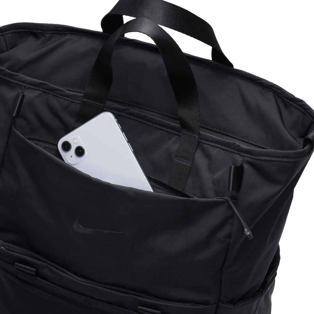 【Nike】Convertible Dipper Bag 25L - Black Amazon.com: Nike (M) Convertible Changing Bag (Maternity