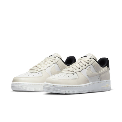 Womens Nike Air Force 1 '07LX Sail/Coconut Milk-Black-Light Ultramarine DZ2708-101