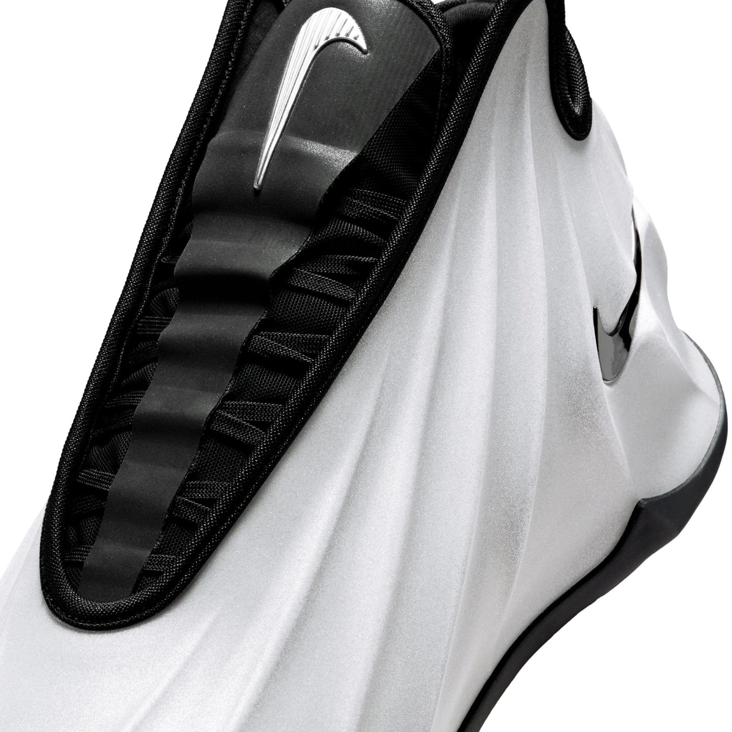 Nike G.T. Future Metallic Silver/black-white FZ5590-002