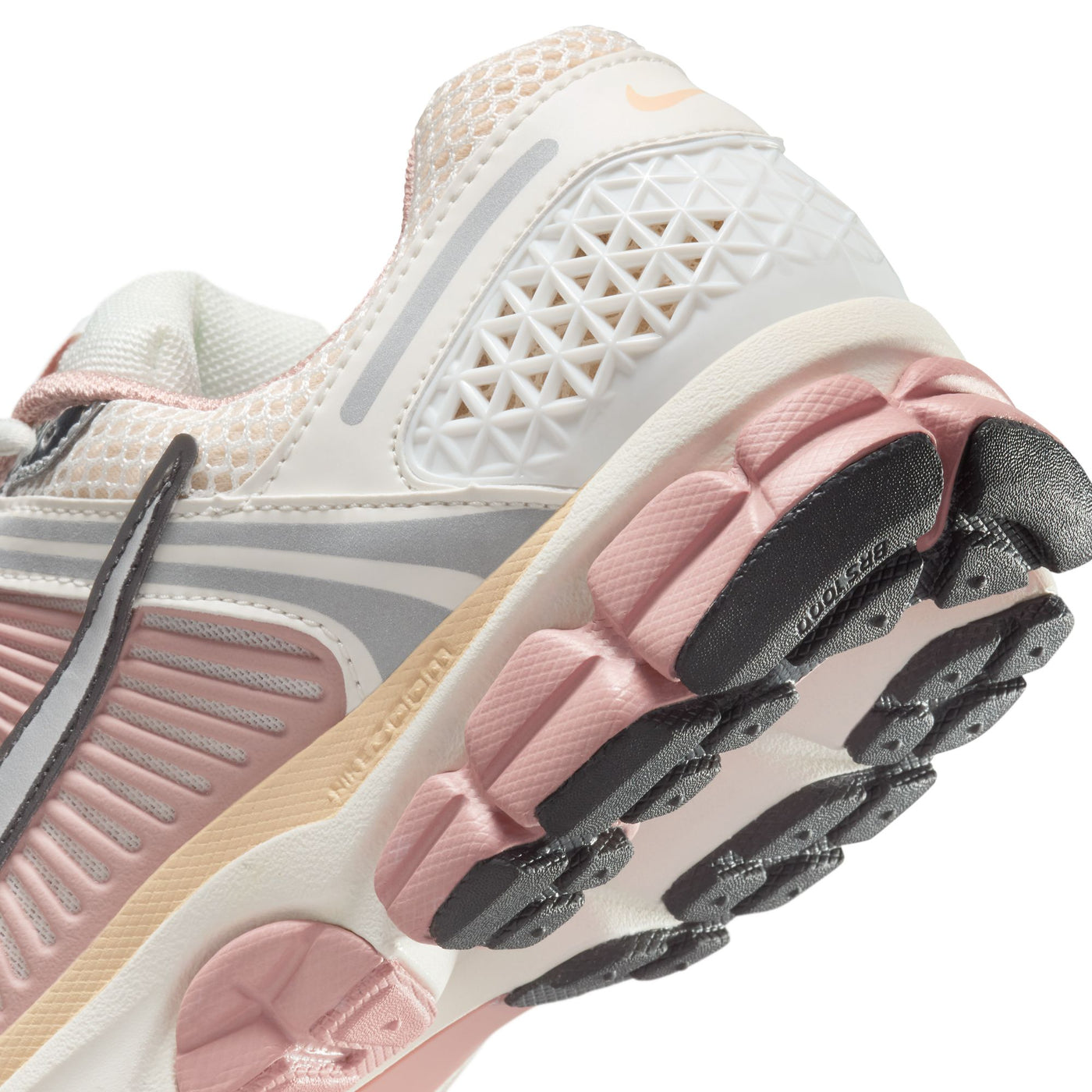 Nike Zoom Vomero 5 Women's Sail/sail-pearl White-particle Pink HF1877-102