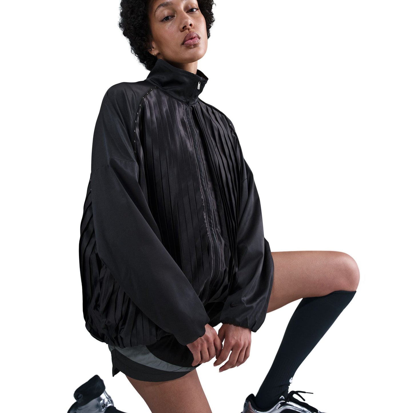 NIKE SPORTWEARS COLLECTION WOMENS PLEATED JACKET BLACK/BLACK HJ0516-010