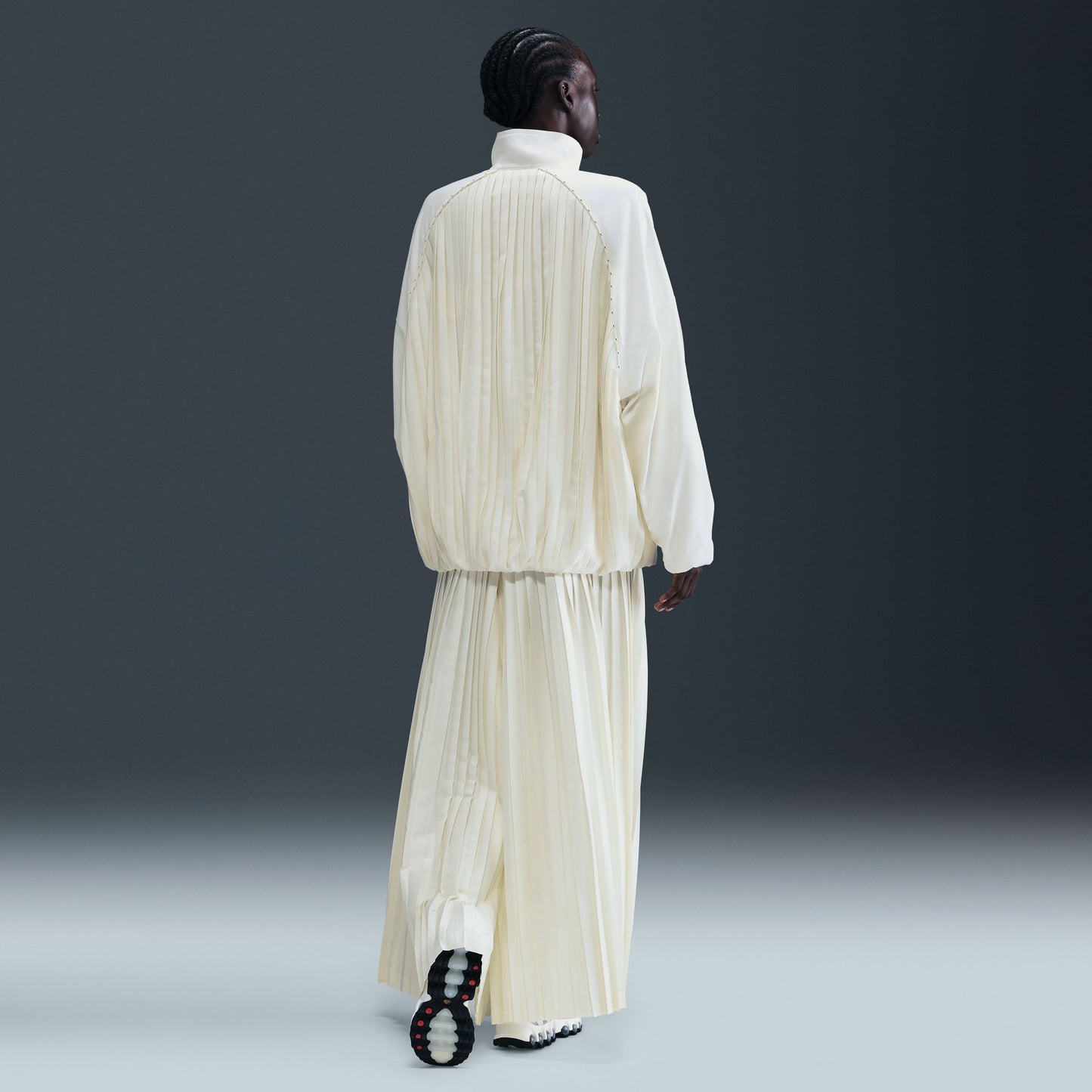 NIKE SPORTSWEAR COLLECTION WOMENS PLEATED JACKET WHITE HJ0516-133