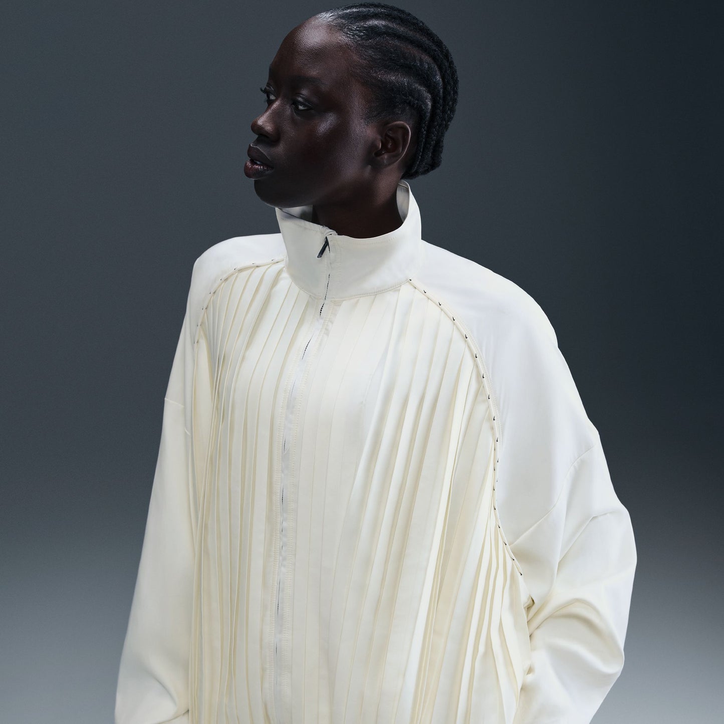 NIKE SPORTSWEAR COLLECTION WOMENS PLEATED JACKET WHITE HJ0516-133
