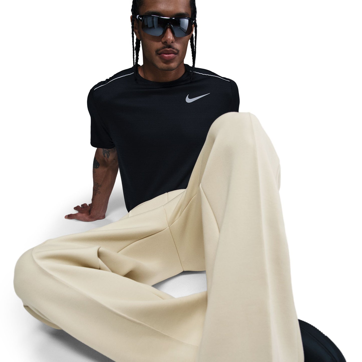 Nike Tech Men's Wide-Leg Fleece Pants Color: Lt Khaki/black Style: HJ0695-229