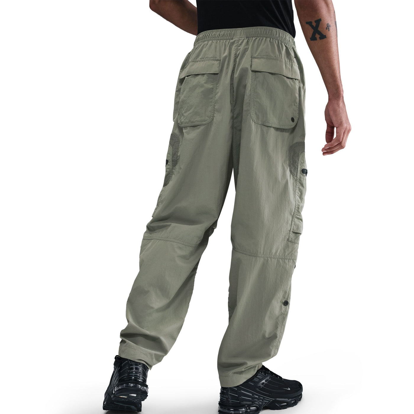 Nike Tech Men's Woven Cargo Pants Color: Light Army/black Style: HJ2940-320
