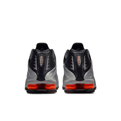 Nike Shox R4 Men's Shoes Color: Metallic Silver/metallic Silver-black Style: HQ1988-002