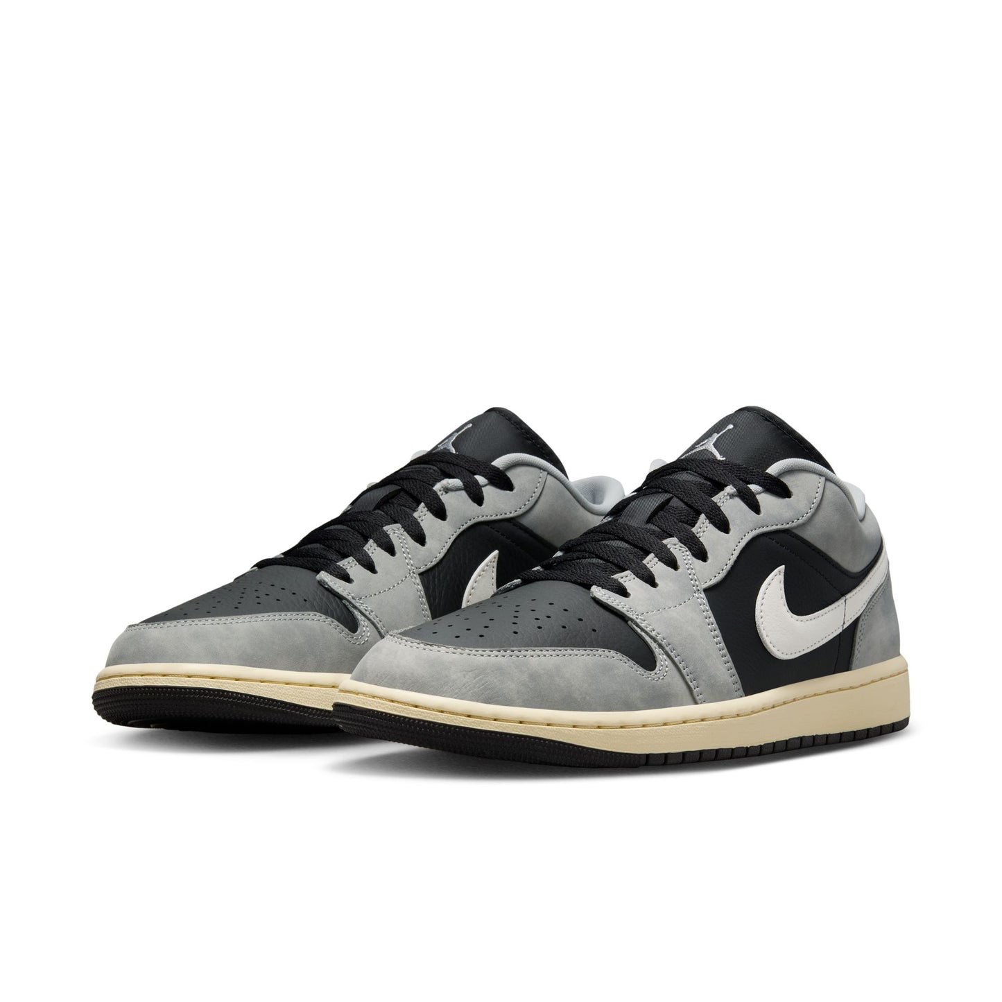 AIR JORDAN 1 LOW SE Lt Smoke Grey/black-sail-muslin HQ2010-012