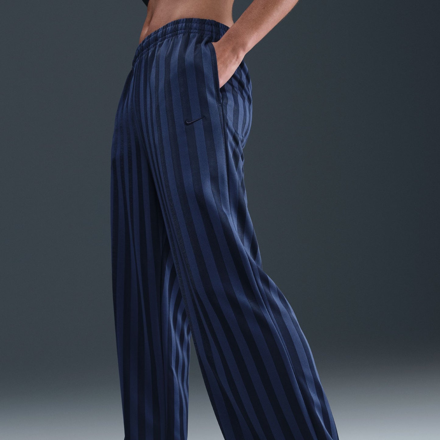 NIKE WOMENS MID LOOSE JACQUARD STRIPED TRACK PANTS HV5133-410