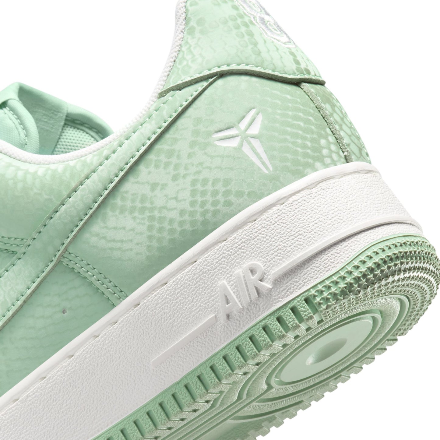 Kobe Air Force 1 Low Men's Shoes Color: Steam/summit White Style: IB0018-005