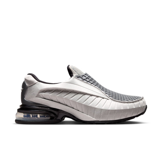 Nike Air Max Dolce side view, laceless Metallic Silver upper with ribbed overlay, grid vamp and black Air heel unit