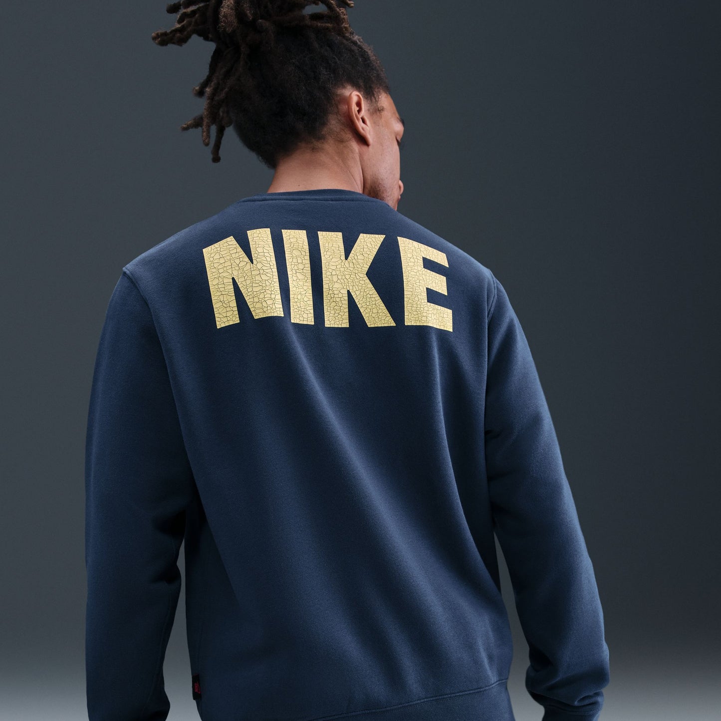 NIKE SPORTWEAR "FRIENDS DONT LIE" SWEATSHIRT NAVY  IB5662-410