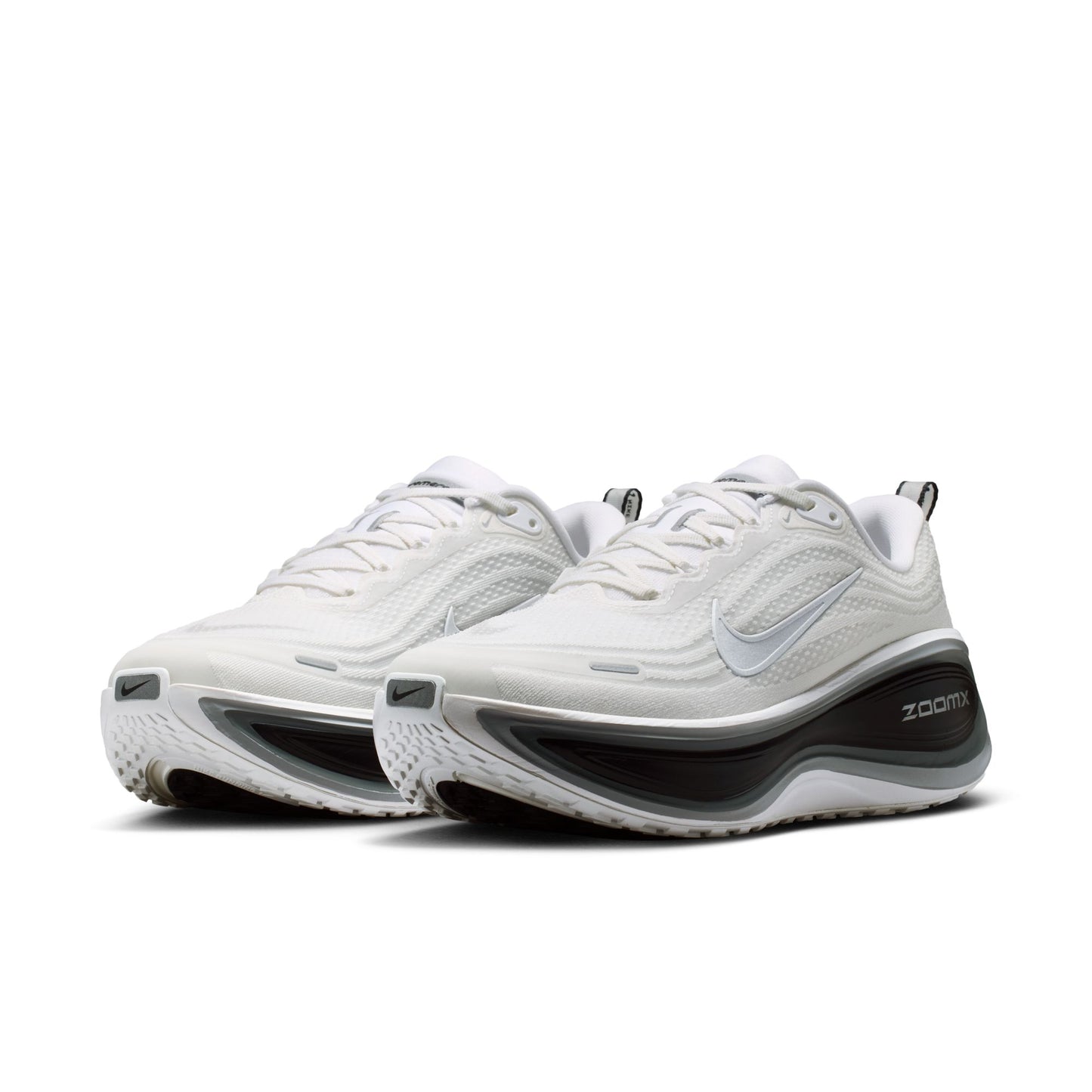 Nike Vomero Plus Color: WHITE/METALLIC SILVER-BLACK-COOL GREY Style: II7181-102