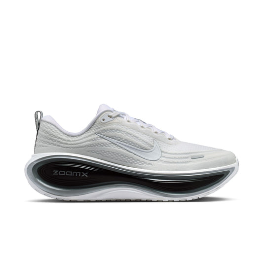 Nike Vomero Plus Color: WHITE/METALLIC SILVER-BLACK-COOL GREY Style: II7181-102