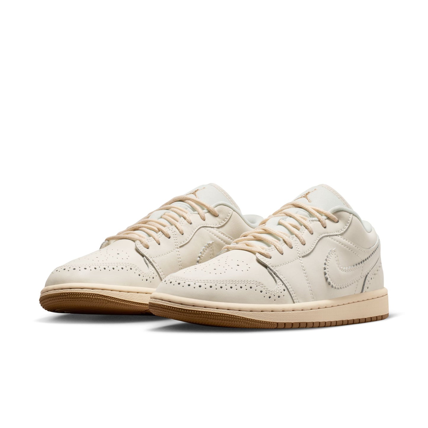 Air Jordan 1 Low SE Womens Shoes Color: Chalk/Chalk/Metallic Gold/Pearl White Style: IO0759-100