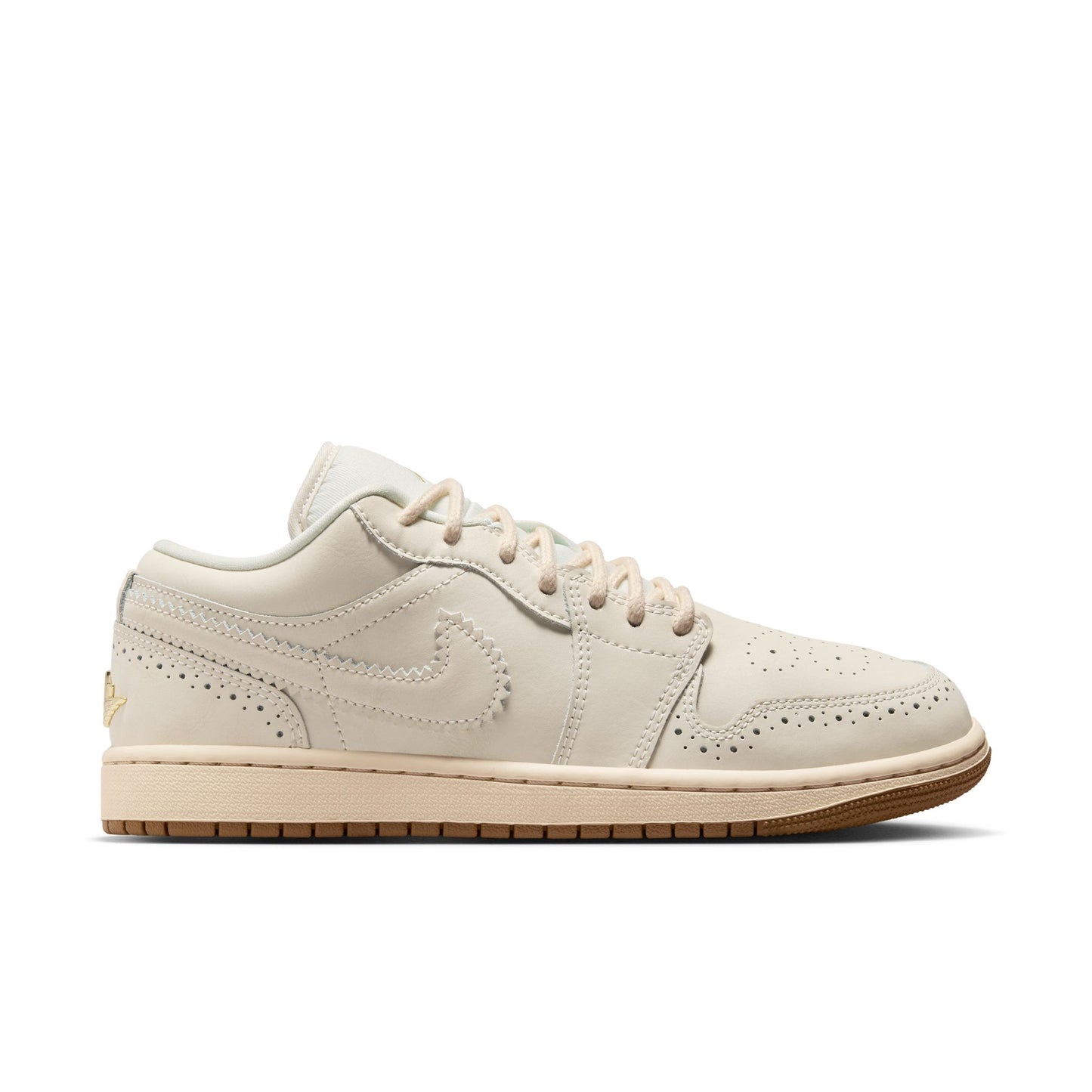 Air Jordan 1 Low SE Womens Shoes Color: Chalk/Chalk/Metallic Gold/Pearl White Style: IO0759-100