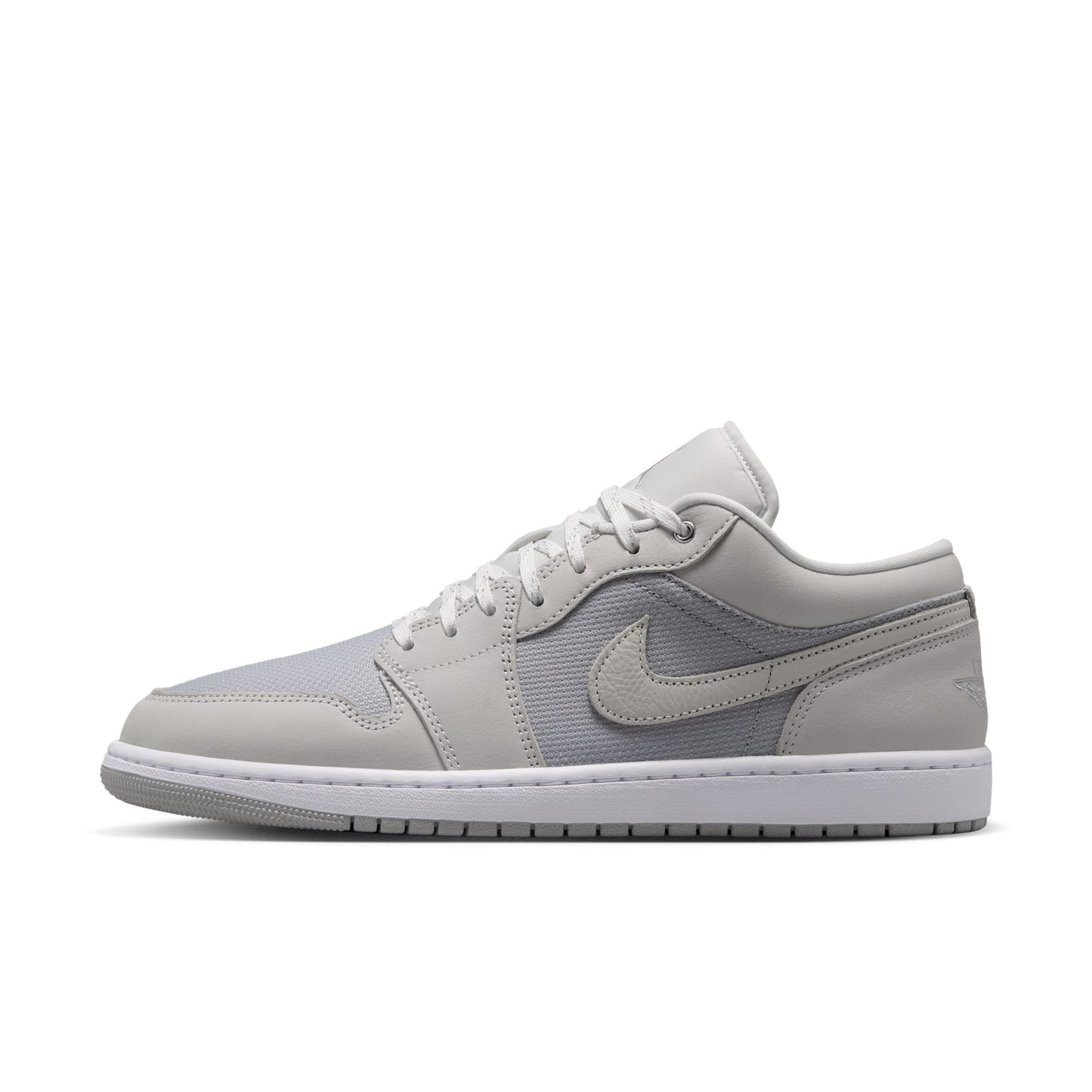 Air Jordan 1 Low SE Men's Shoes Color: OFF WHITE/LT SMOKE GREY-SOFT PEARL Style: IO2049-100