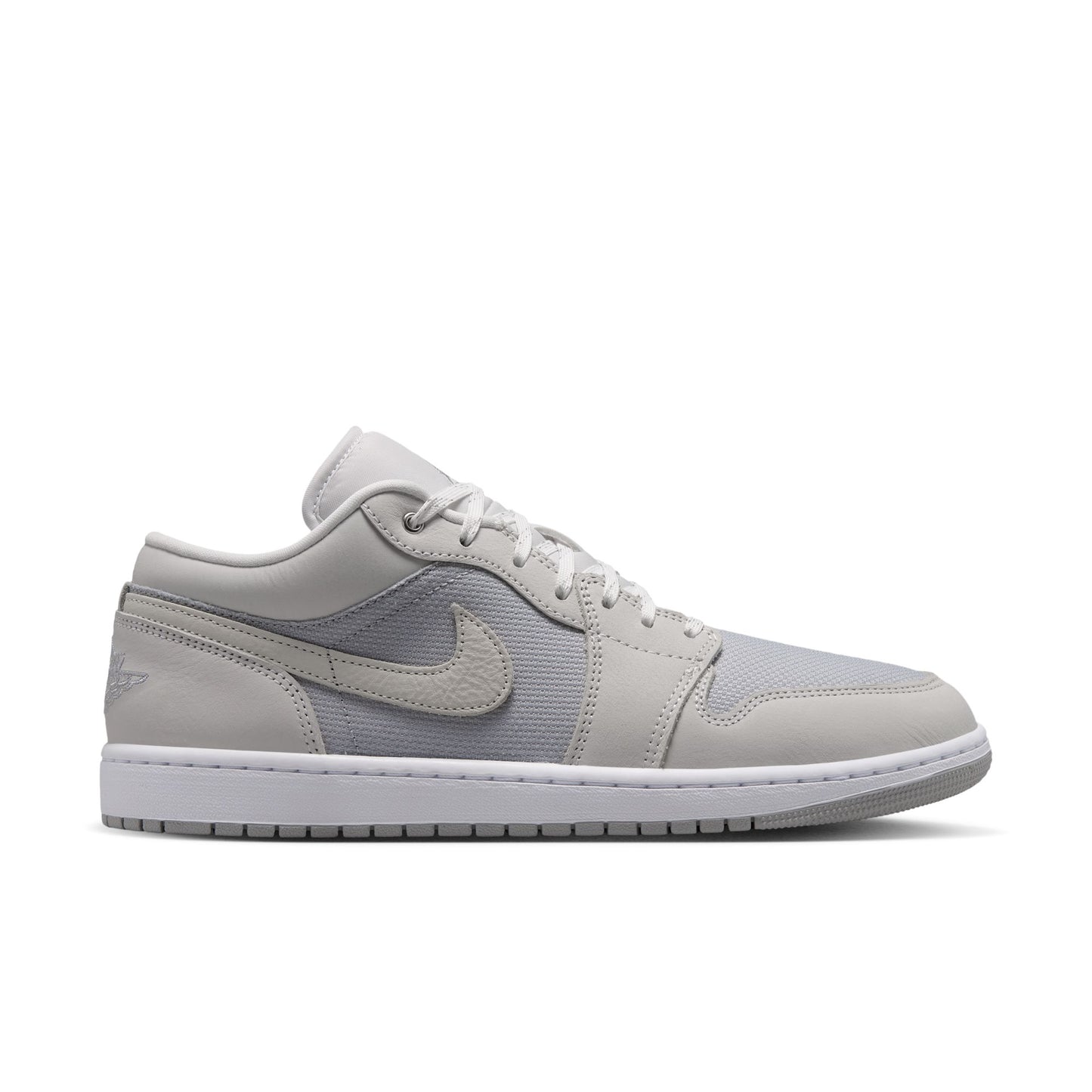Air Jordan 1 Low SE Men's Shoes Color: OFF WHITE/LT SMOKE GREY-SOFT PEARL Style: IO2049-100