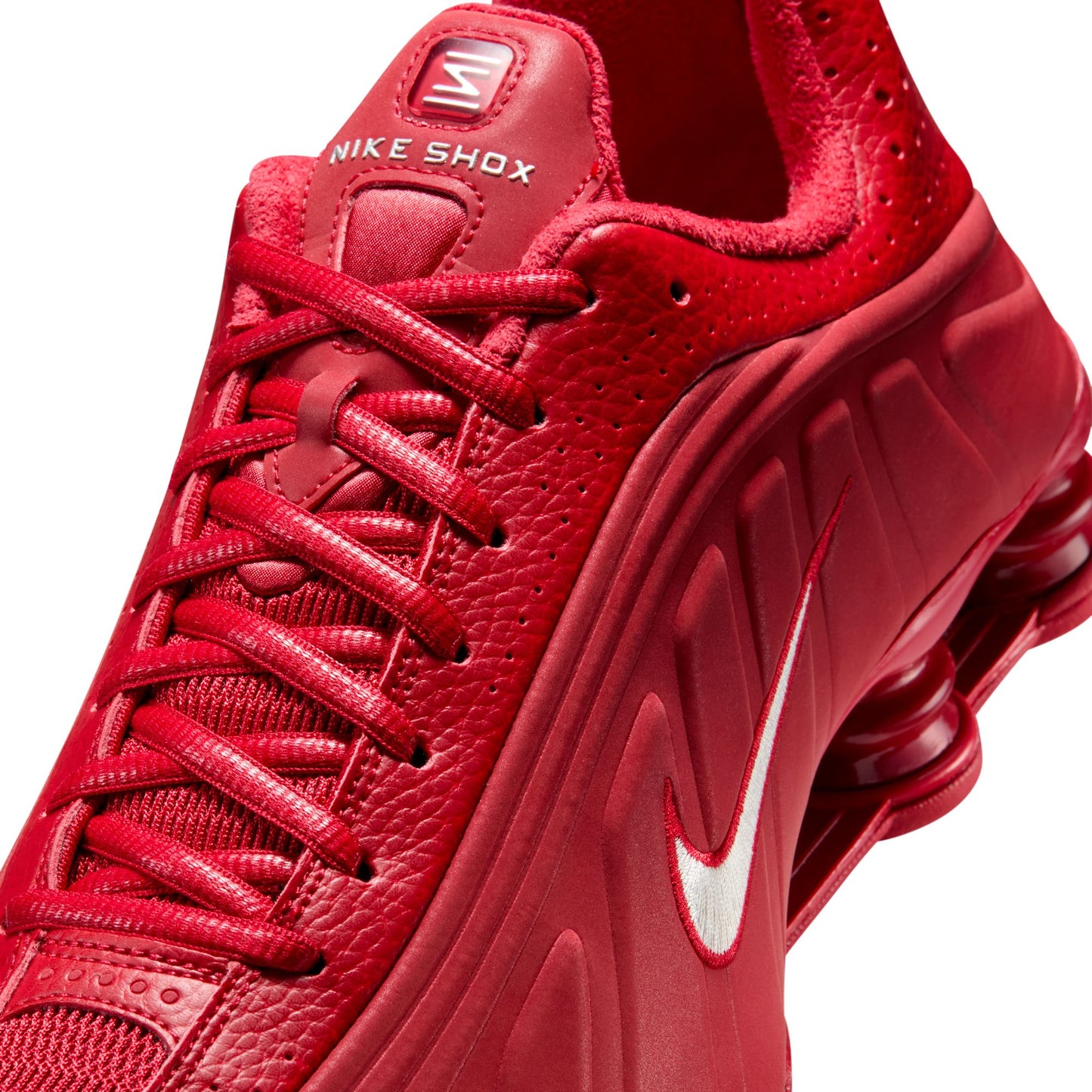 Nike Shox R4 Men's Shoes Color: Gym Red/metallic Silver Style: IQ0608-687