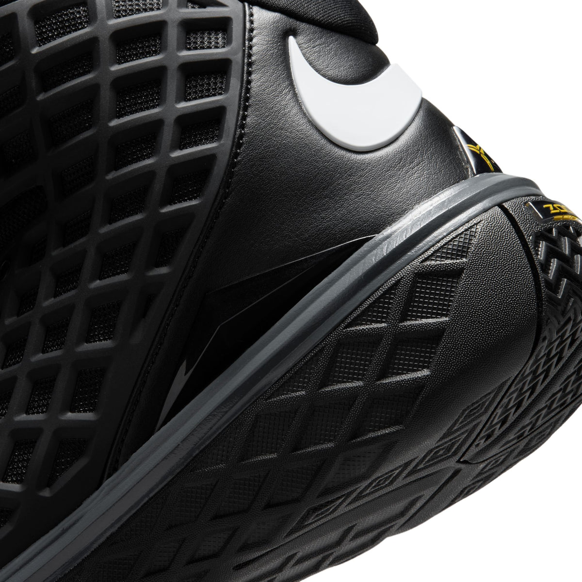 Kobe 3 OG Mens Shoes, Black/White/Anthracite/Varsity Maize, photo 11 of 12