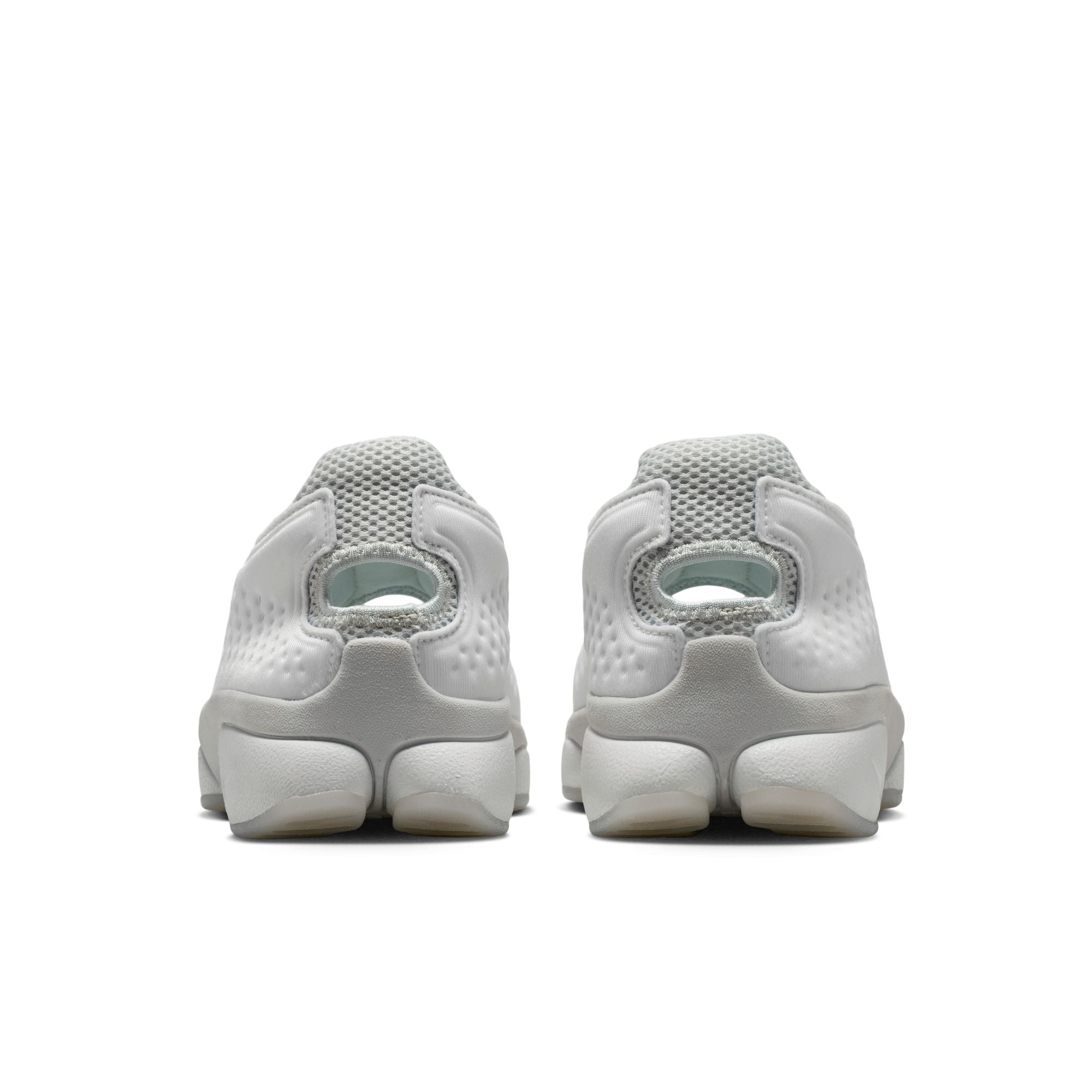 Nike Rift 2 Women's Shoes, Summit White/Ice Blue-Swan-Light Silver