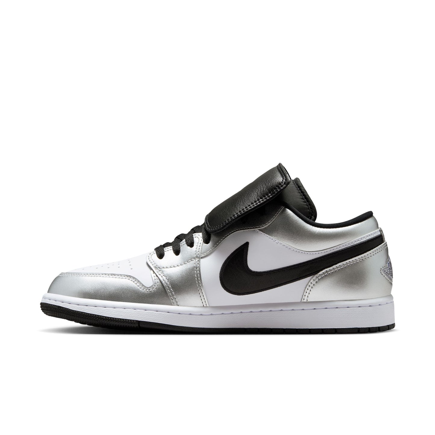 Air Jordan 1 Low SE Color: WHITE/BLACK-WHITE-METALLIC SILVER Style: IR2278-100