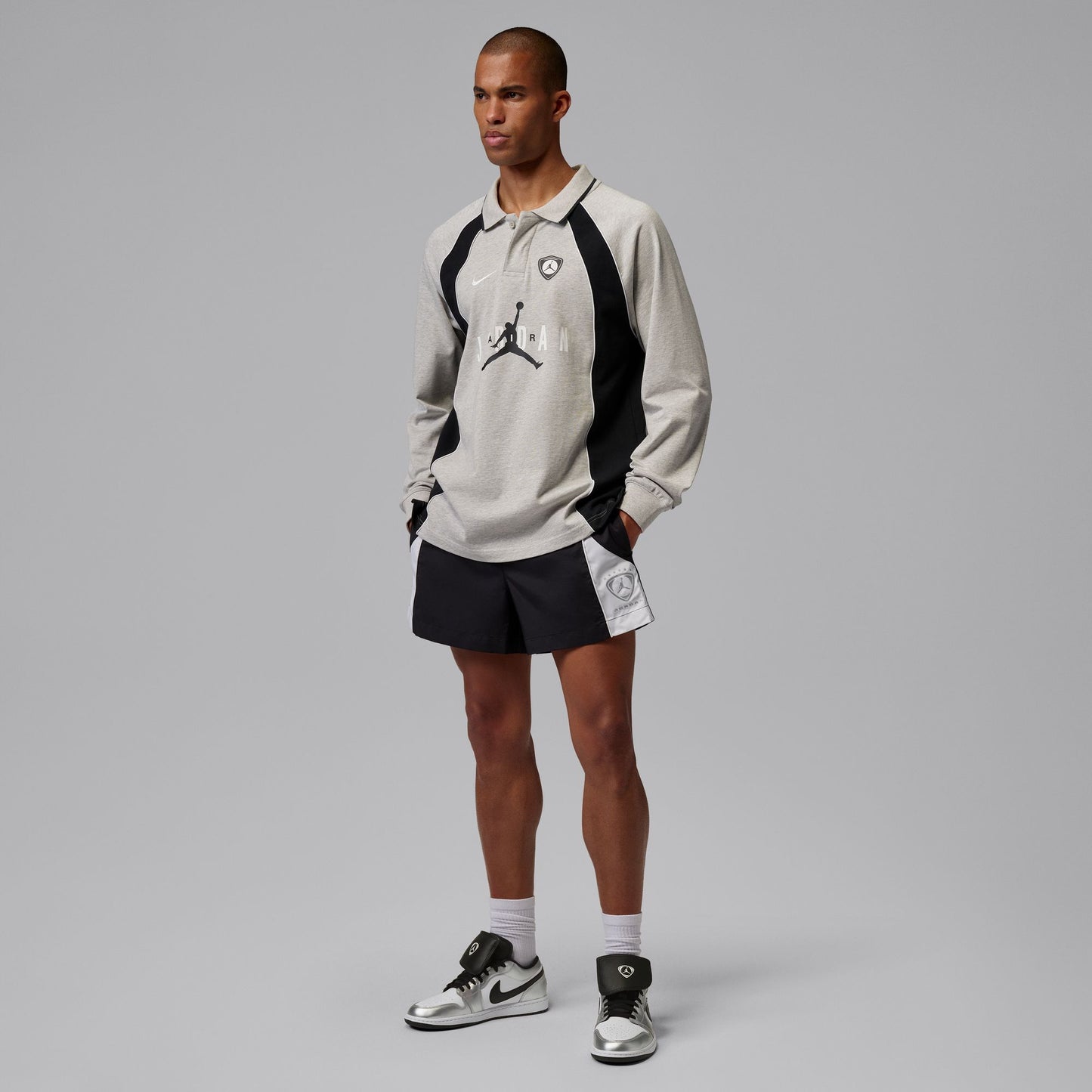 Air Jordan 1 Low SE Color: WHITE/BLACK-WHITE-METALLIC SILVER Style: IR2278-100