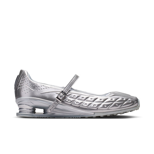 Nike Shox Z Calistra Color: Metallic Silver/Metallic Silver Style: IR5510-002