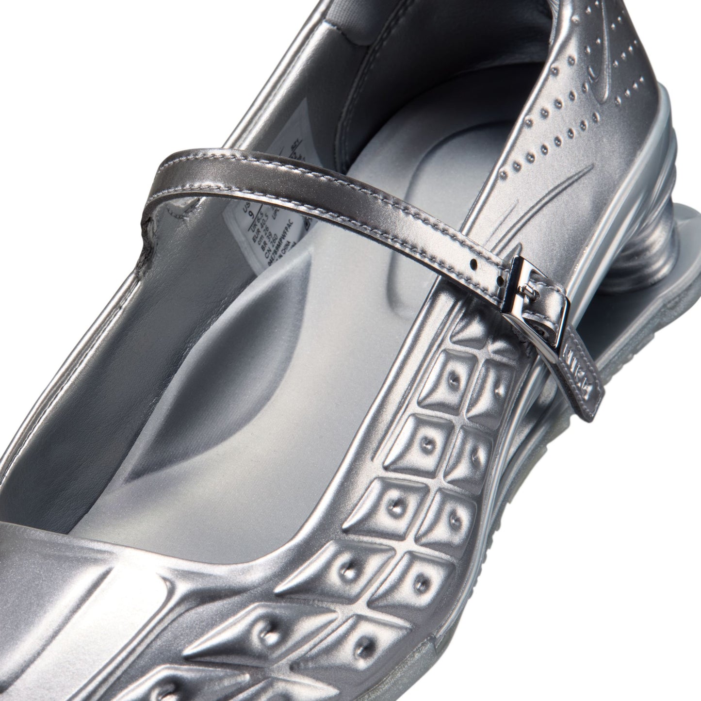 Nike Shox Z Calistra Color: Metallic Silver/Metallic Silver Style: IR5510-002