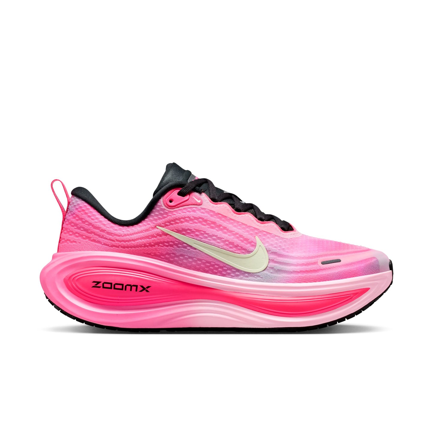 Nike Vomero Plus Color: PEARL PINK/SUMMIT WHITE-PINK GLOW Style: IR8317-664