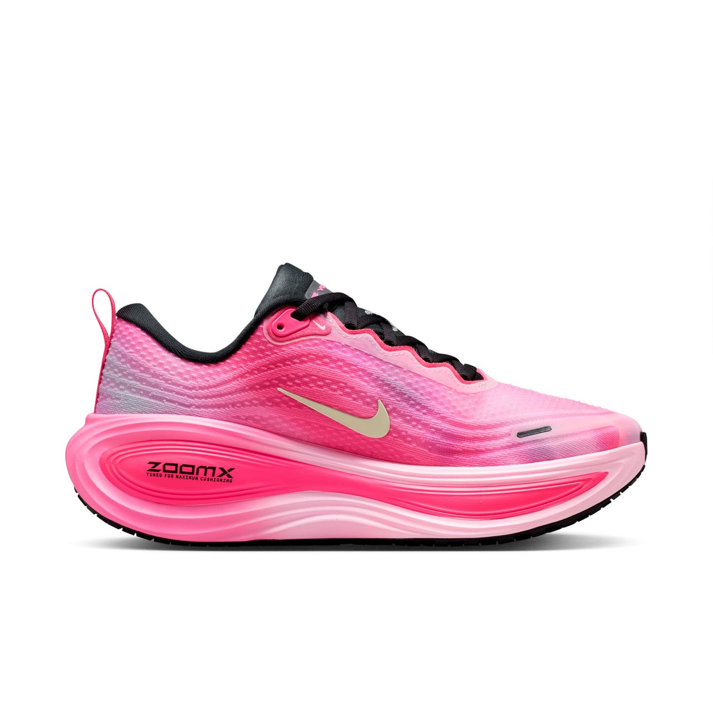 Nike Vomero Plus Color: PEARL PINK/SUMMIT WHITE-PINK GLOW Style: IR8317-664