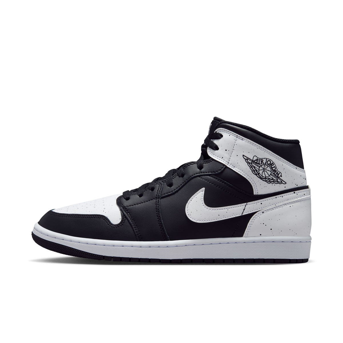 AIR JORDAN 1 MID SE Mens Shoes, Black/White/Black, photo 8 of 10